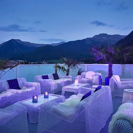 Hard Rock 4*