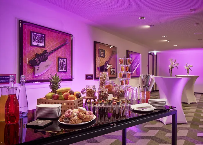 מלון Hard Rock 4*